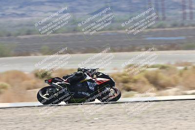 media/Oct-05-2025-CVMA (Sun) [[beeef4f201]]/Race 10-Formula Lightweight Twins Shootout/